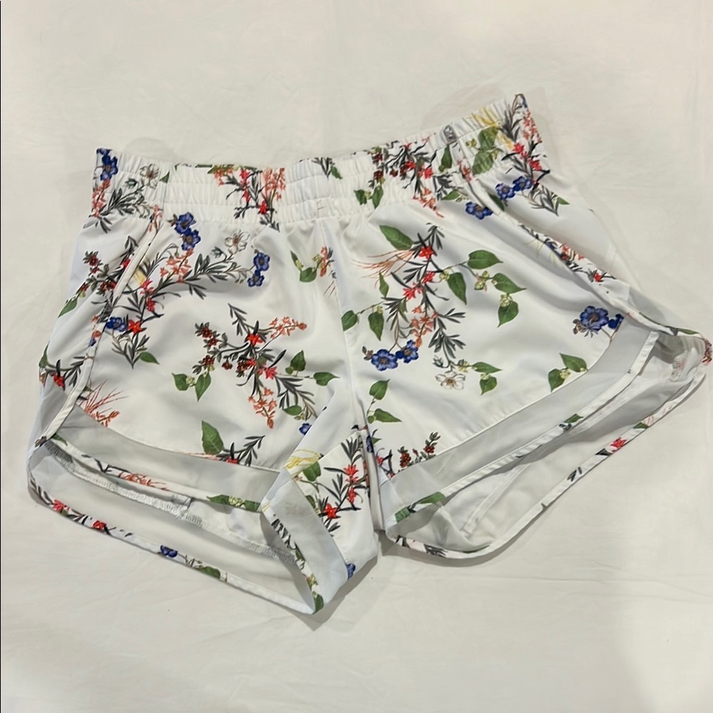 Athleta White and Green Athletic Shorts with Relaxed Fit